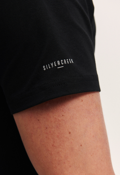 Base V-neck T-shirt