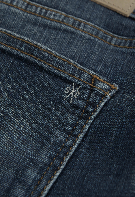 Cinna Girlfriend Slim Jeans