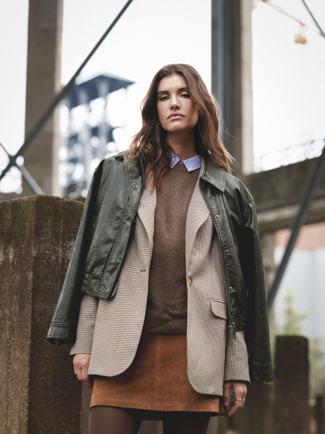 LOOK WOMAN 2 - The Legacy Within