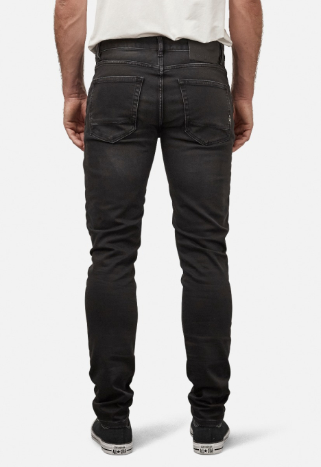 Porter Slim Tapered Jeans