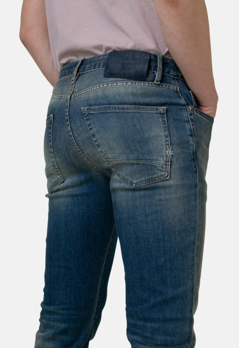 Porter Slim Tapered Jeans