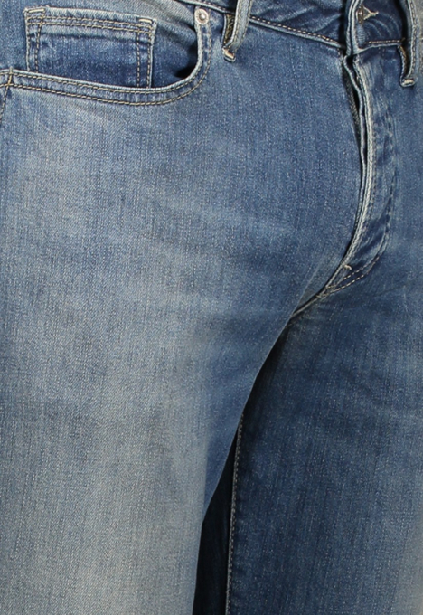 Porter Slim Tapered Jeans