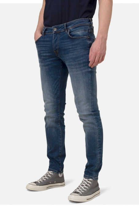 Morris Super Slim Jeans