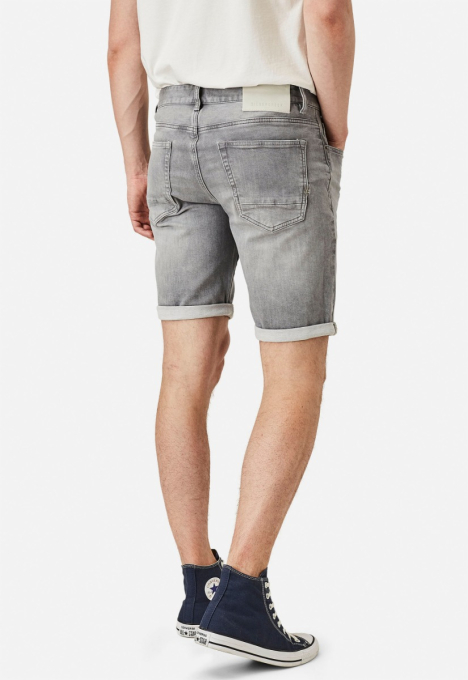 Porter Short