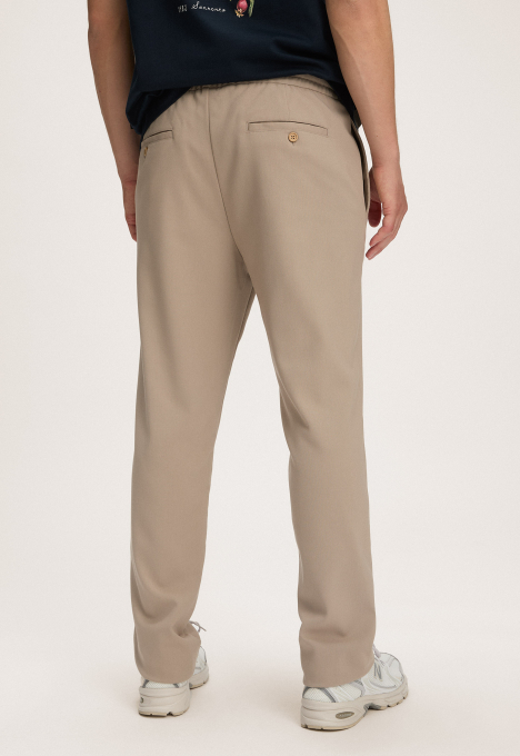Milton Chino 