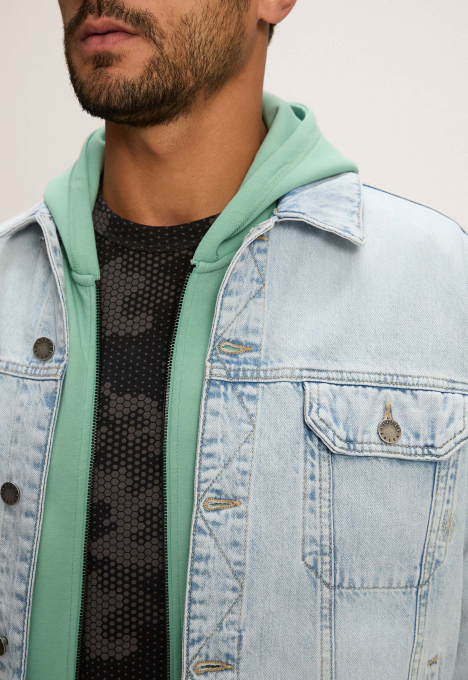 Sylvester Denimjack