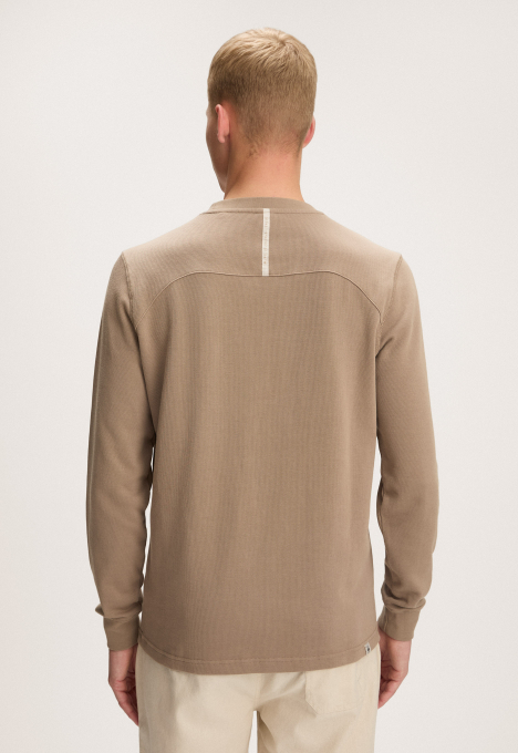 Gary Longsleeve