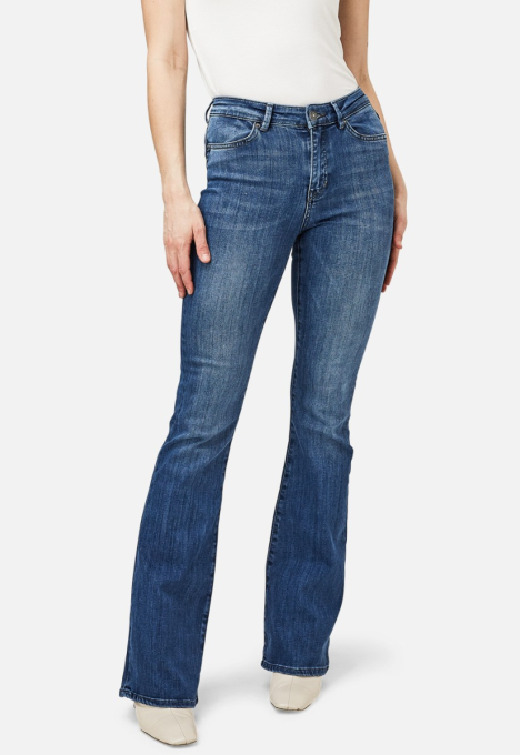 Celsi Flare Jeans
