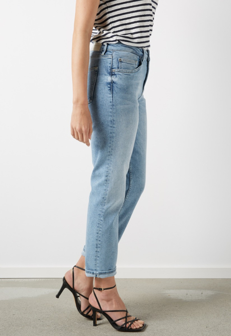 Cinna Girlfriend Jeans