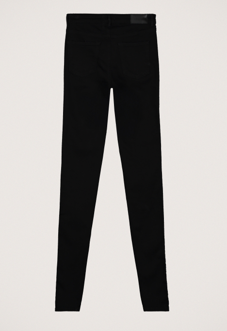 Celsi Super Skinny Jeans