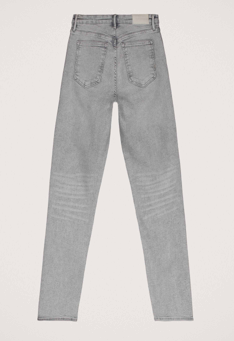 Cinna Slim Tapered Jeans