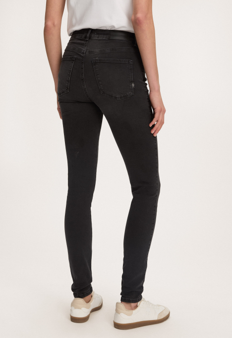 Celsi Super Skinny Jeans