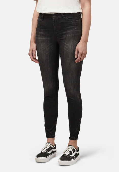 Celsi Ankle Super Skinny Jeans