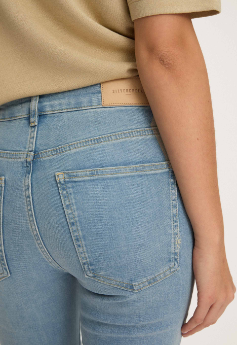Thana Jeans 