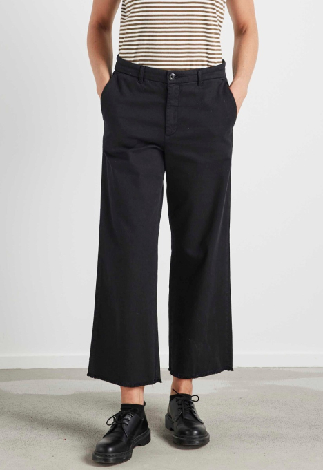 Crystal Broek