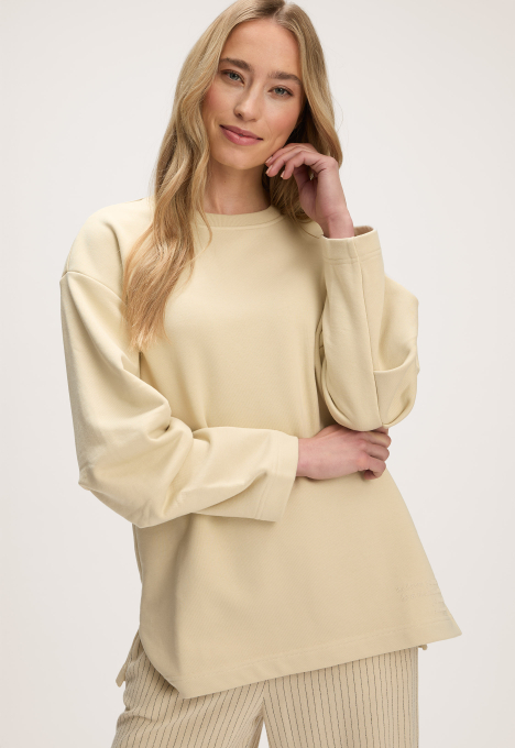 Lorena Sweater 
