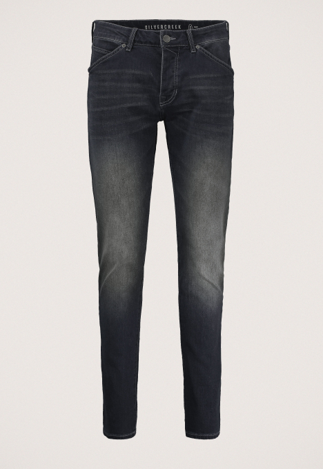 Alloy regular Tapered Jeans