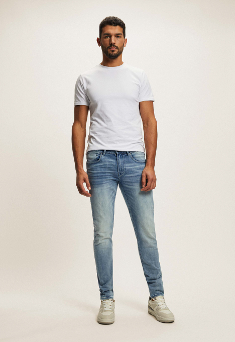 Lewis Regular Tapered Jeans