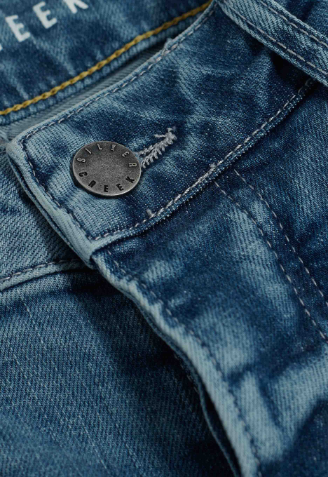 Porter Slim Tapered Jeans