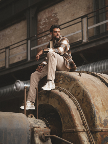 LOOK MEN 7 - The Legacy Within