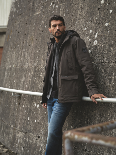 LOOK MEN 1 - The Legacy Within