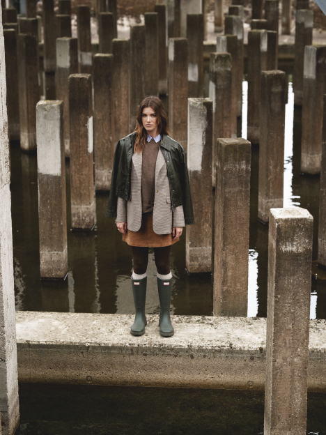 LOOK WOMAN 2 - The Legacy Within