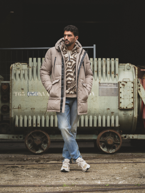 LOOK MEN 5 - The Legacy Within