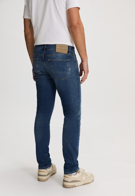 Porter Slim Tapered Jeans
