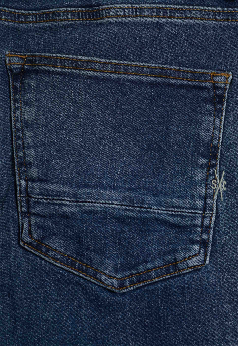 Porter Slim Tapered Jeans