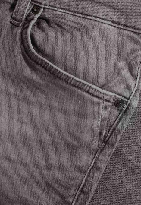 Porter Slim Tapered Jeans