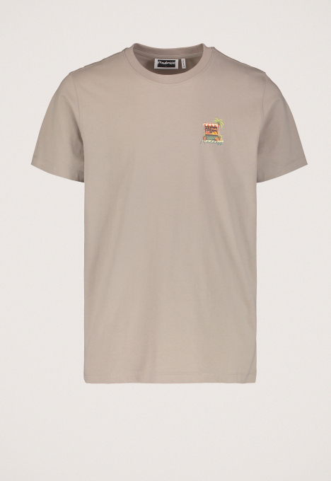 Market T-shirt