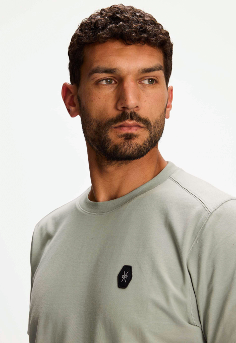 Frost Col T-Shirt