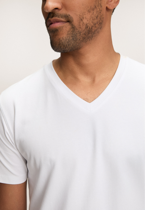 Base V-neck T-shirt