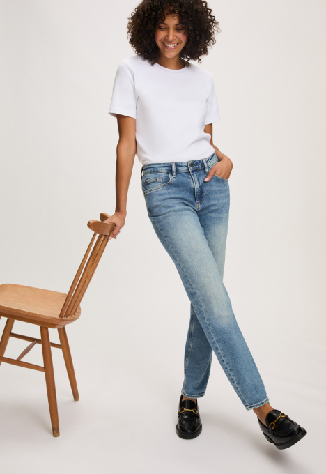 Cinna Slim Tapered Jeans