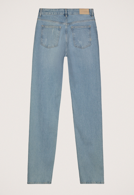 Liv Straight Jeans