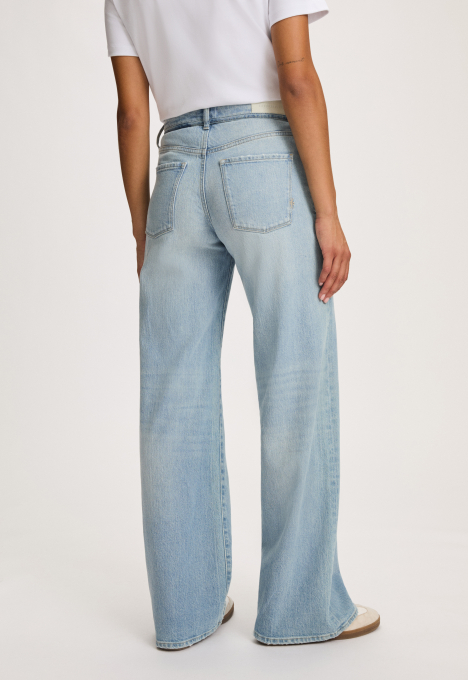 Ruby Wide Leg Jeans
