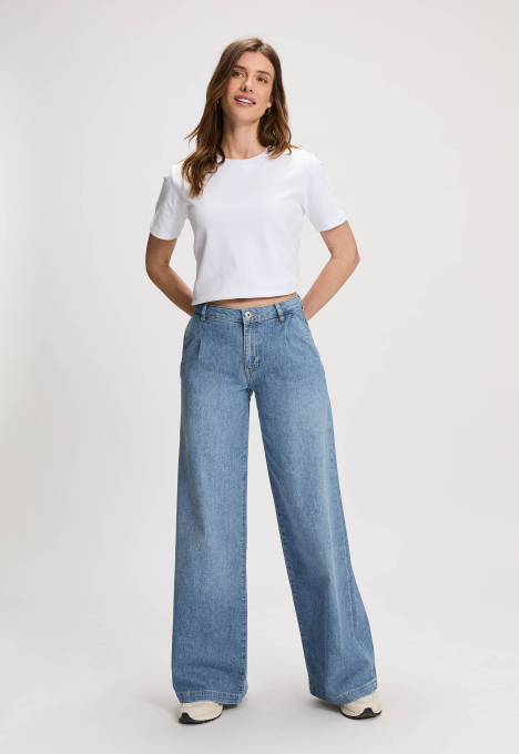 Loena Jeans