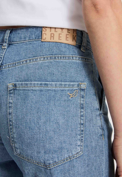 Loena Jeans