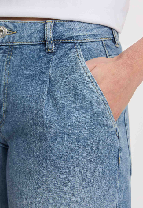 Loena Jeans