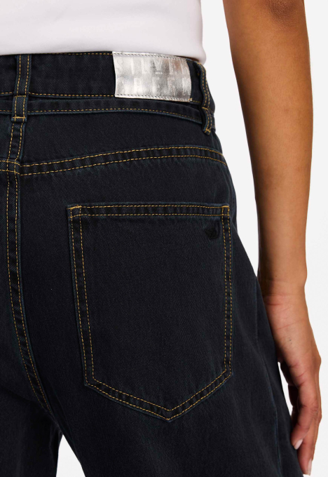Robyn Barrel Jeans