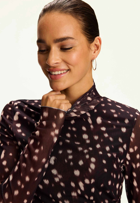 Sara Longsleeve