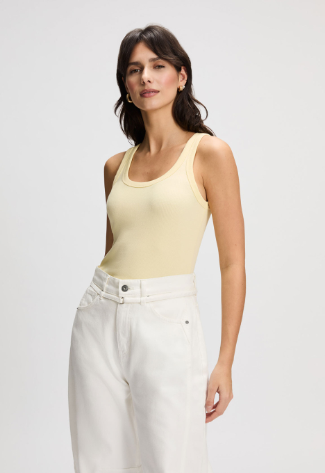 Salie Sleeveless T-shirt