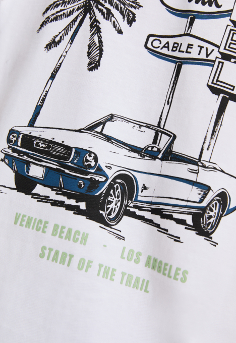 Must T-shirt