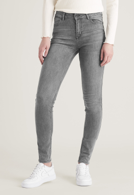 Celsi Super Skinny Jeans