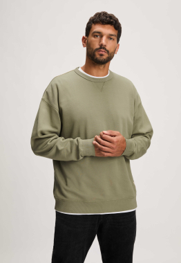 Must Sweater