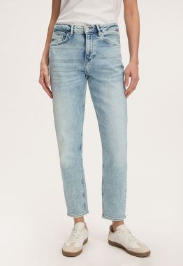 Cinna Slim Tapered Jeans