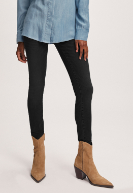 Celsi Super Skinny Jeans