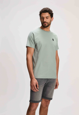 Taine T-shirt