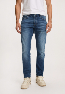 Porter Slim Tapered Jeans