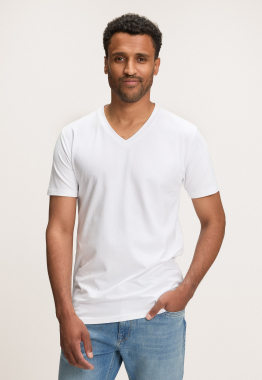 Base V-neck T-shirt
